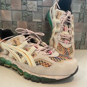 ASIC Unisex Tennis Shoes